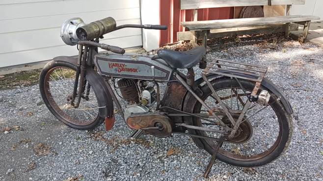 1913 Harley Davidson: A Glimpse into Vintage Motorcycle Elegance